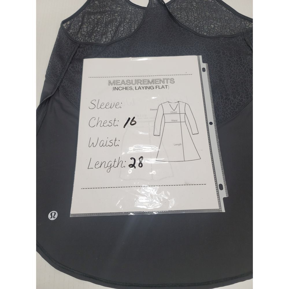 Lululemon Women's Twist and Train Black Side Slits Sheer upper Tank Top Size 2-4 - Picture 7 of 7